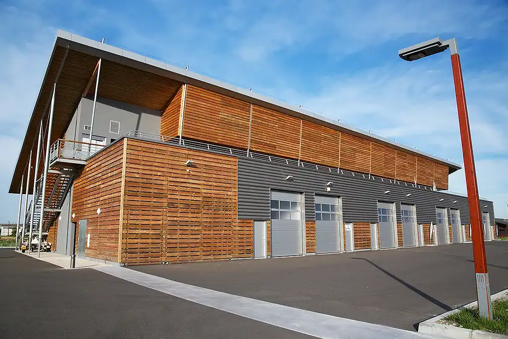 Batiment Petro LS-GHIBLI EXTERIEUR